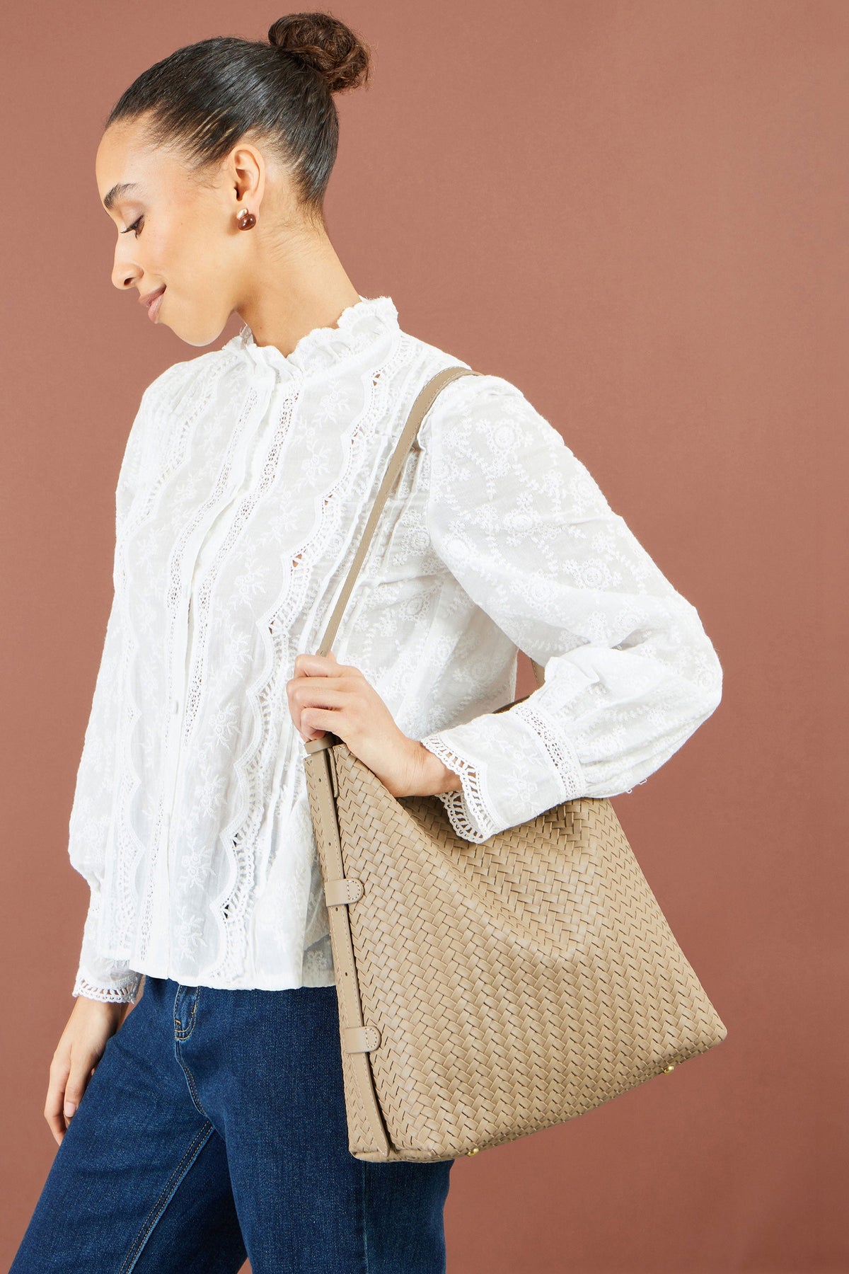 Stone Woven Shoulder Bag with Detachable Purse