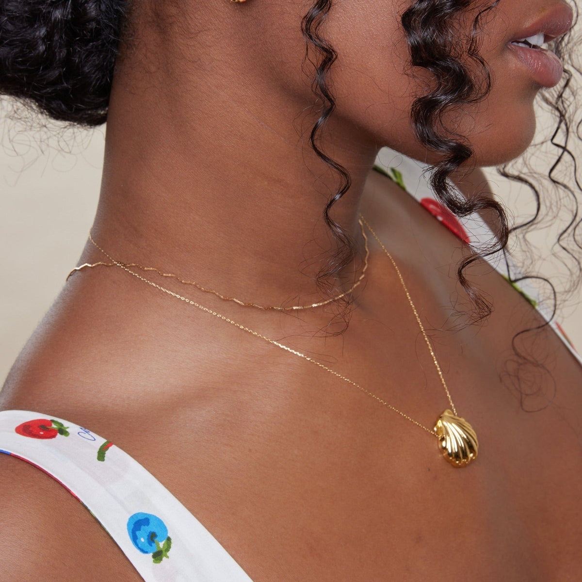 Orelia London Fine Short Wave Chain Necklace - Gold